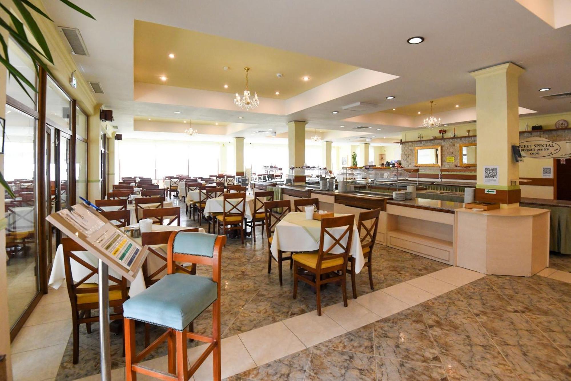 Complex Modern All Inclusive Mamaia Ngoại thất bức ảnh