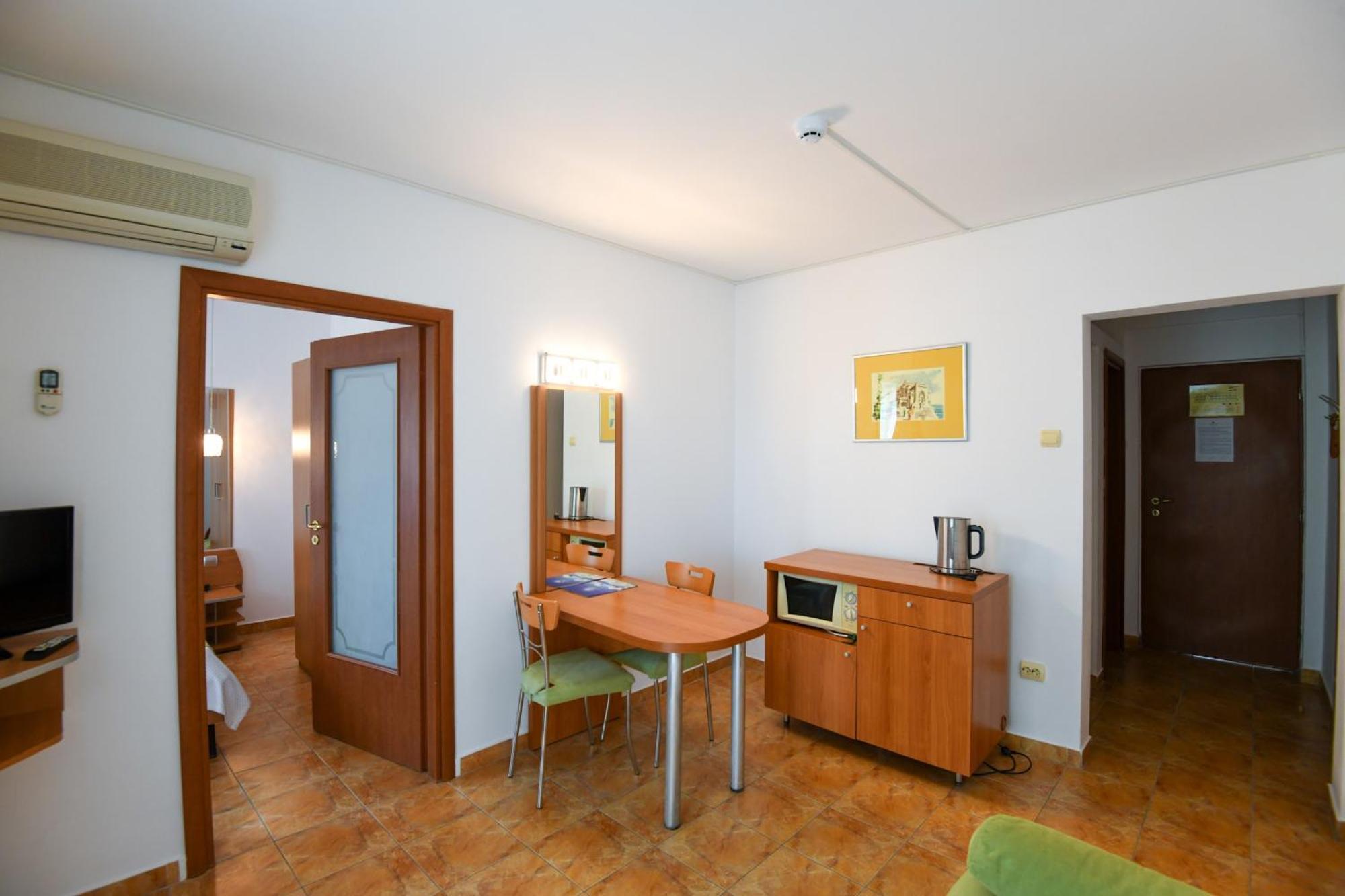 Complex Modern All Inclusive Mamaia Ngoại thất bức ảnh