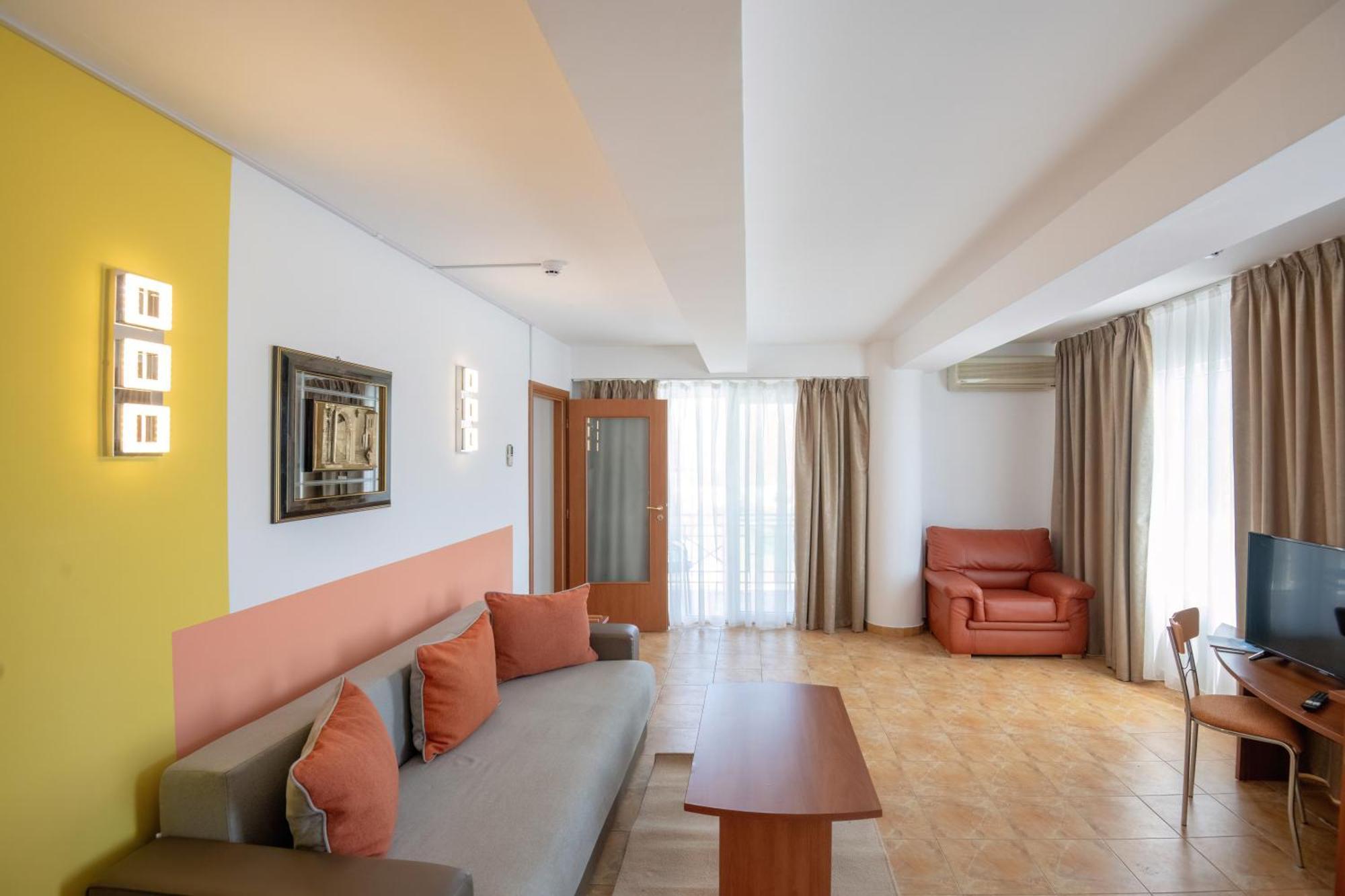 Complex Modern All Inclusive Mamaia Ngoại thất bức ảnh